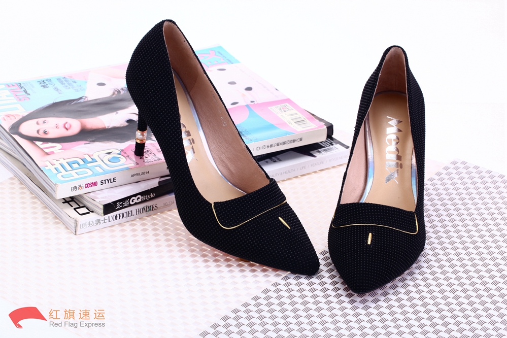 16396476555657.jpg 攝圖網(wǎng)_500766859_高跟鞋(企業(yè)商用)_副本.jpg