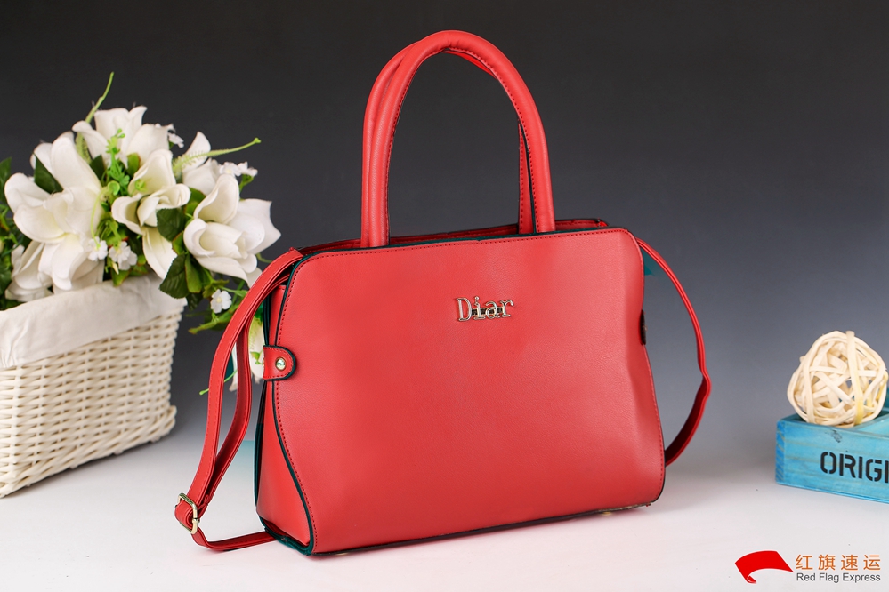 16478524285420.jpg 攝圖網_500766878_時尚女包(企業商用)_副本.jpg